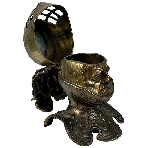 Vintage Knight in Armor Helmet Brass Bust Medieval Figural Table Weight Ashtray